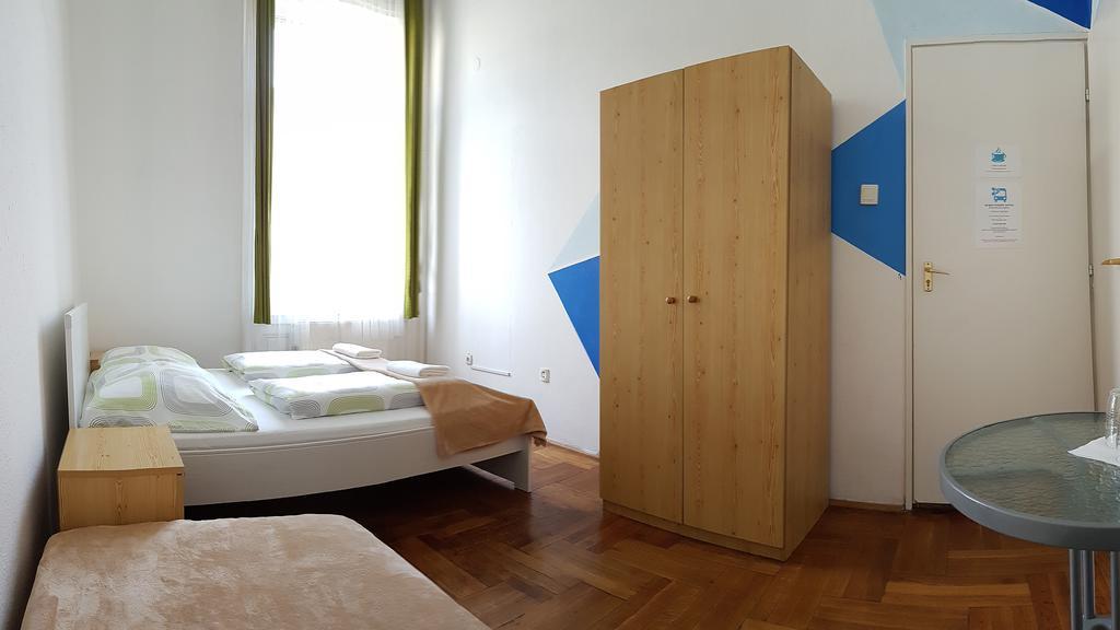 Westend Minihotel Budapest Luaran gambar
